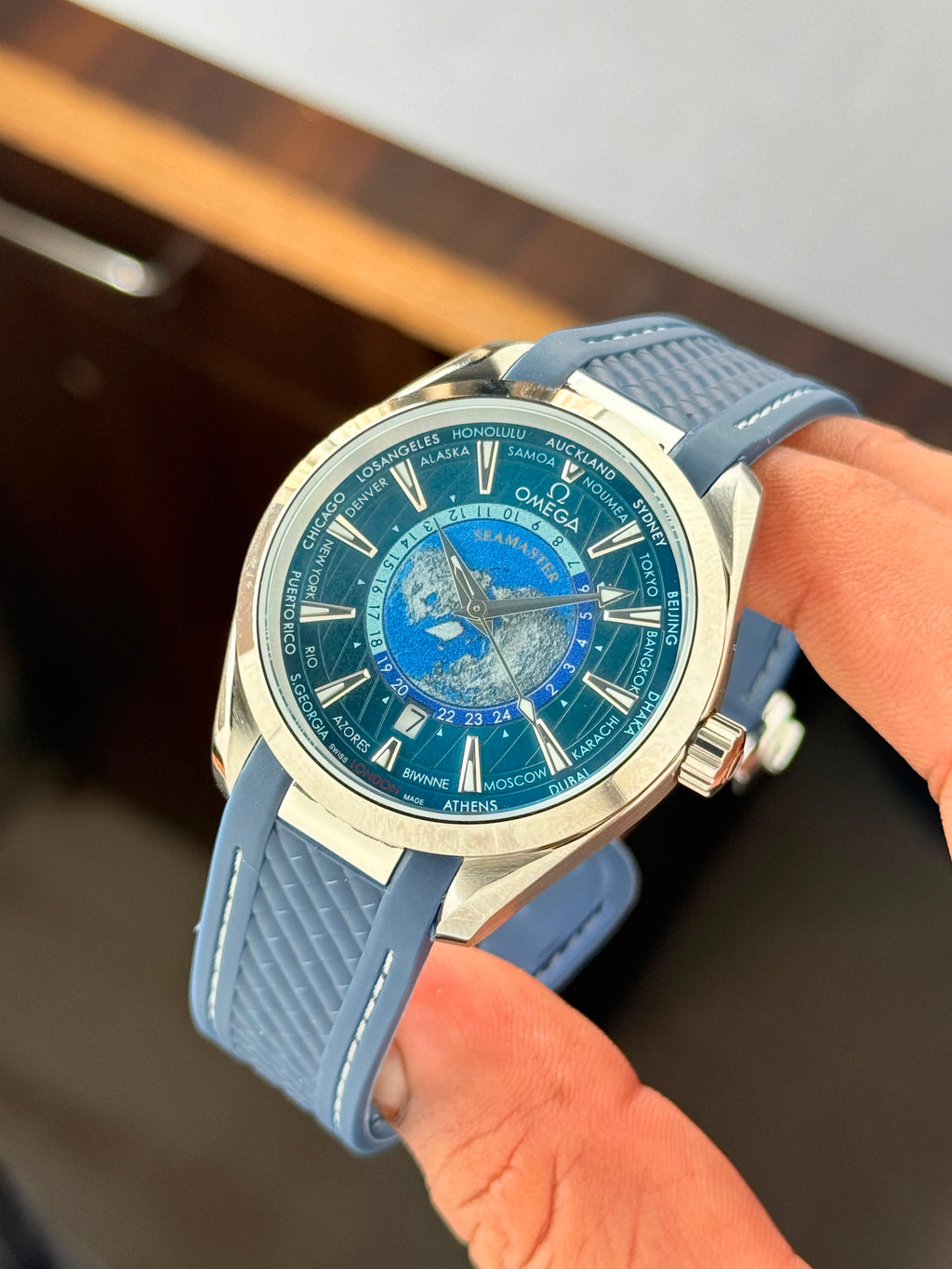Omega Seamasterr Aquateraa WorldMap Blue Automatic Mens All Working