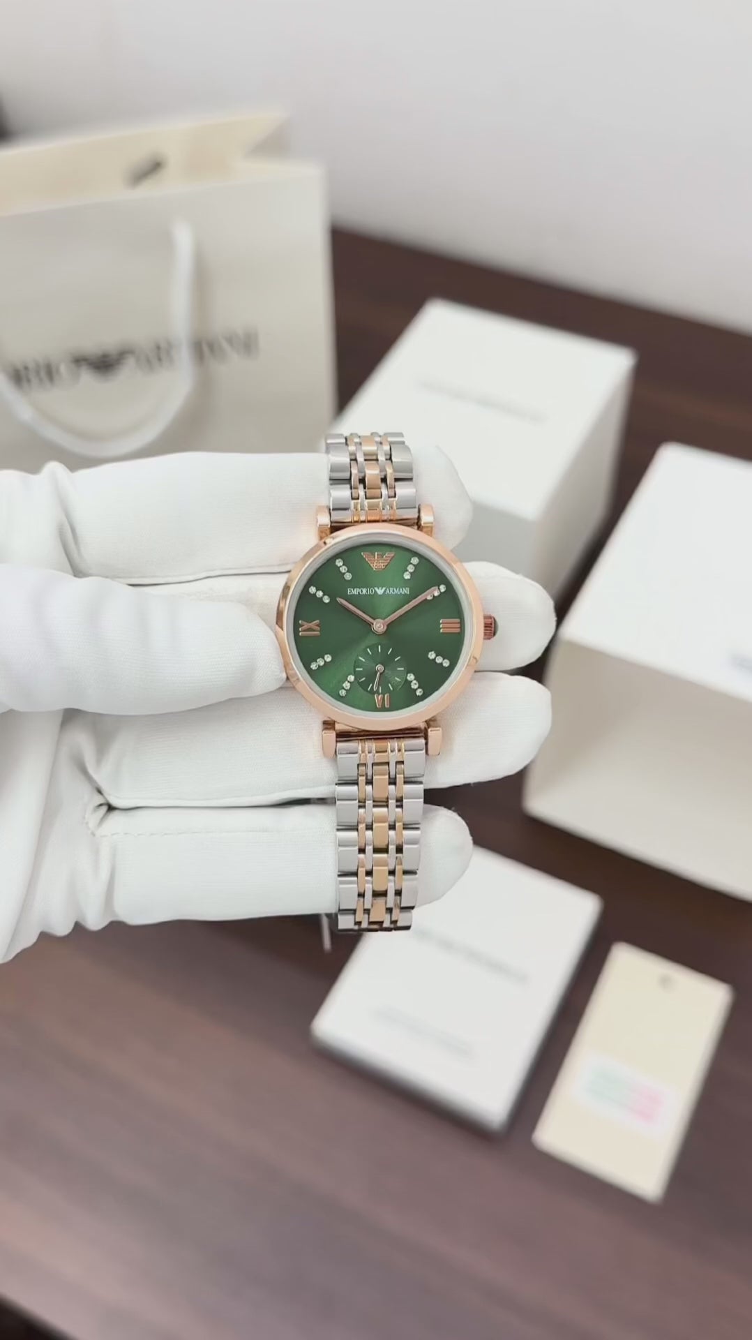 Emporioo Armanii Women Green Dial (Dual Tone Chain) All Working