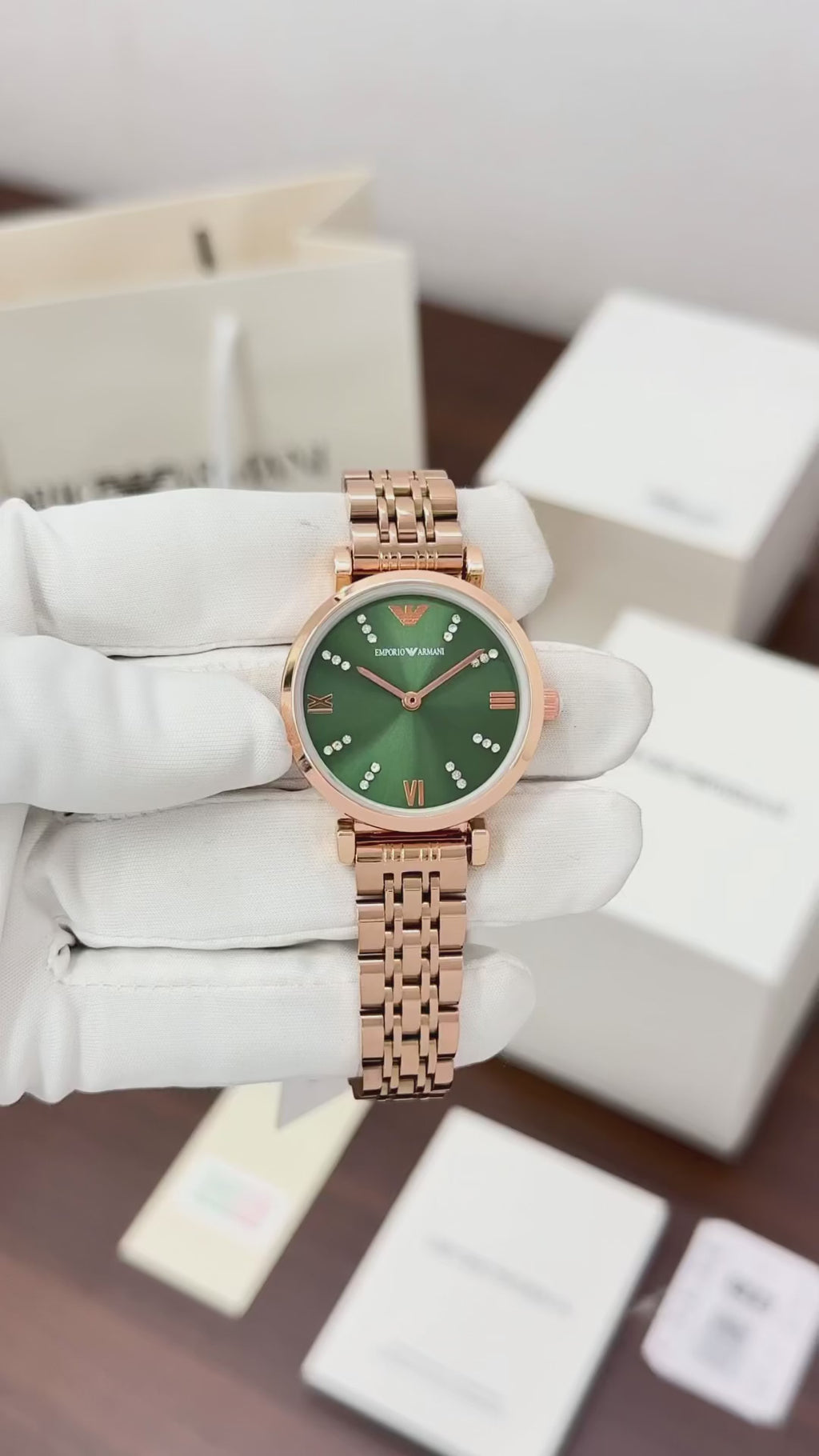 Emporioo Armanii Women Green dial (Rose gold Chain) All Working